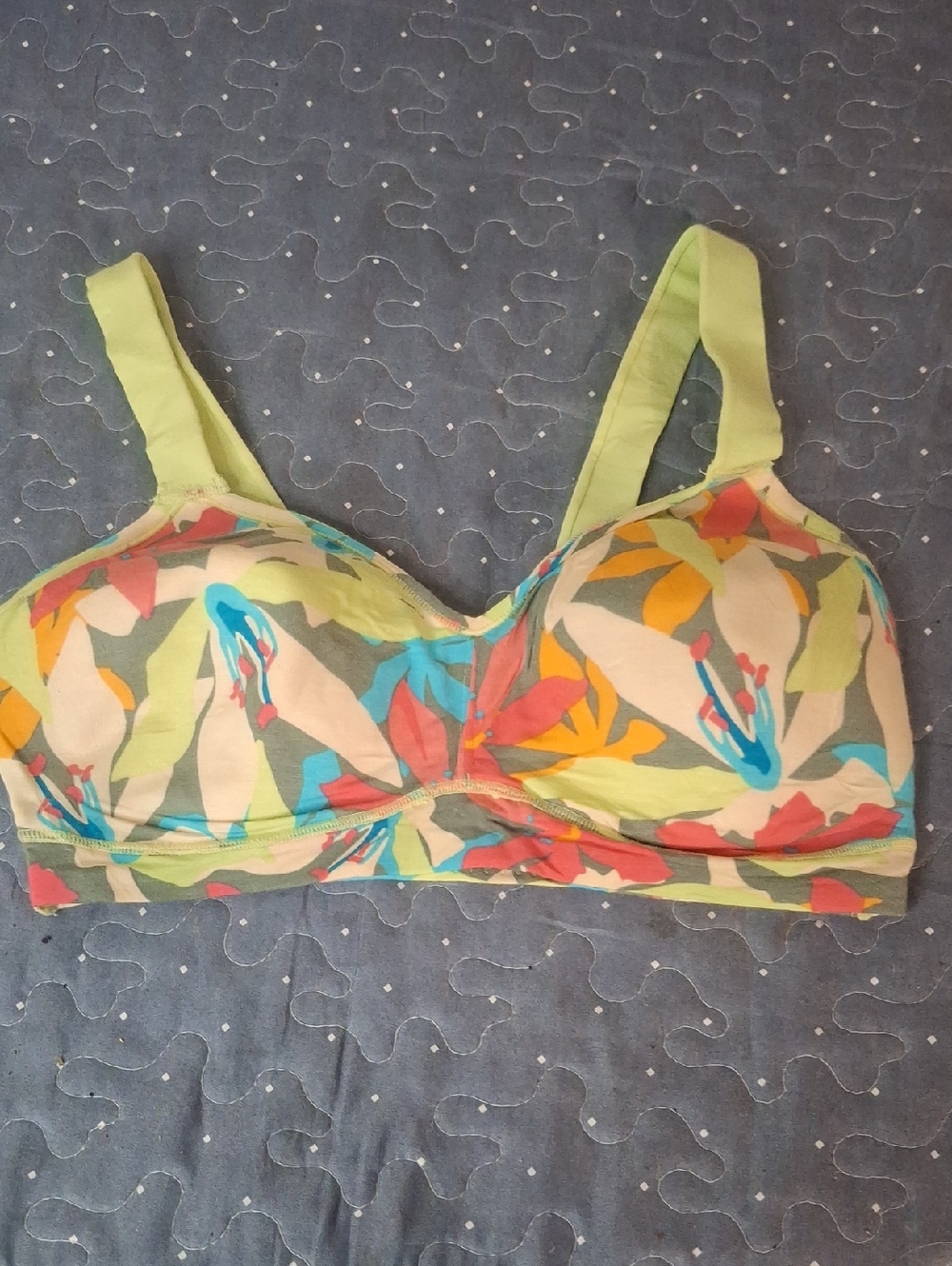 Kindly Yours Floral Multicolor Sport Bra - Lime Straps size large